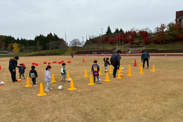 11月9日(日) 芝生の上でおもいっきり体を動かそう！の実施報告 
