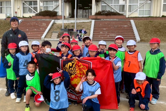 11月19日(水)国見小学校サッカー教室の実施報告