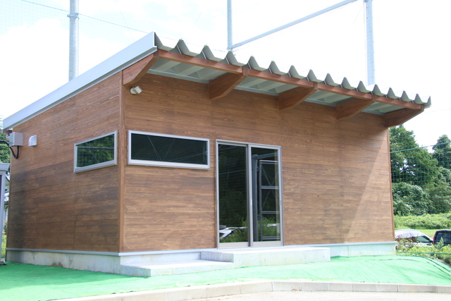 十六沼公園天然芝サッカー場 ロッカー・ケアルーム完成のご報告